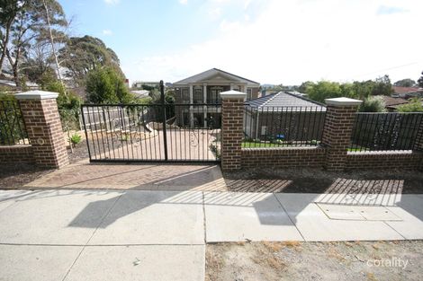 39 Yarra Rd, Croydon Hills, VIC 3136