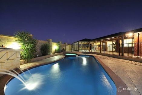 6 San Javier Cir, Secret Harbour, WA 6173