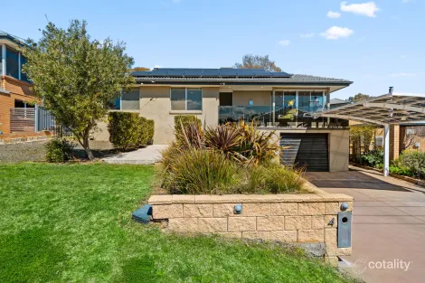 Property photo of 4 Corin Place Crestwood NSW 2620