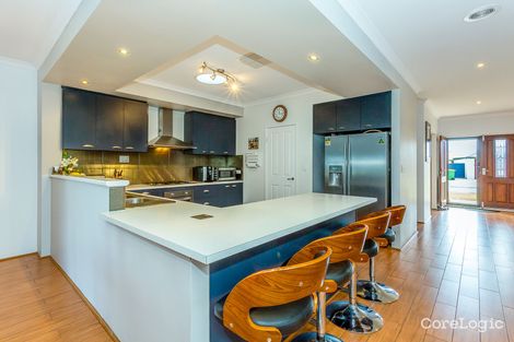 Property photo of 20 Antonio Circuit Port Kennedy WA 6172