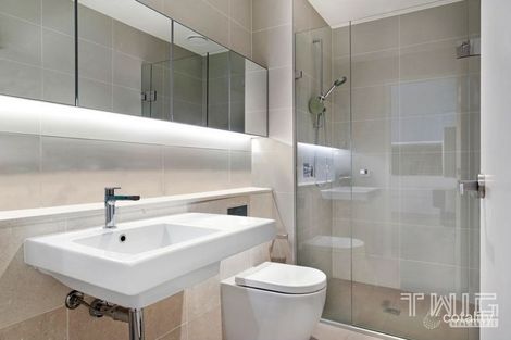 Property photo of 724/199 William Street Melbourne VIC 3000
