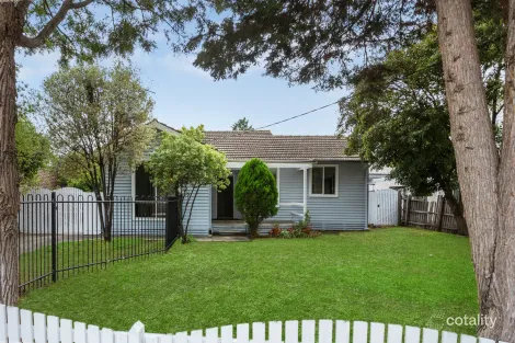 32 Wilkinson Cres, Bellfield, VIC 3081