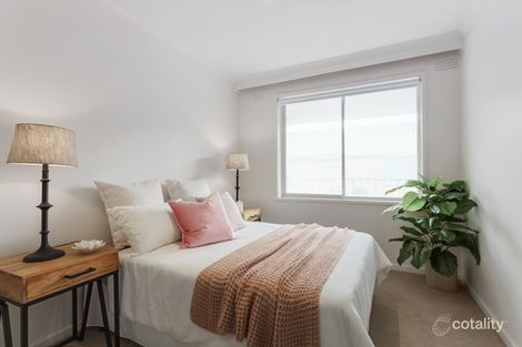 Property photo of 9/29 Katandra Road Ormond VIC 3204