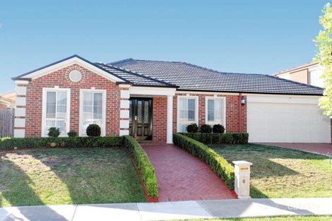 Property photo of 29 Cambridge Crescent Taylors Lakes VIC 3038