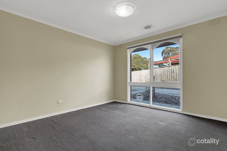 Property photo of 9 Elaine Court Cranbourne VIC 3977