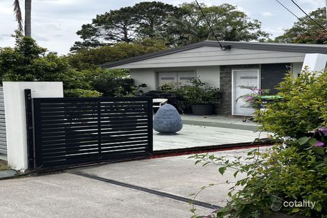 69 Kindra Ave, Southport, QLD 4215