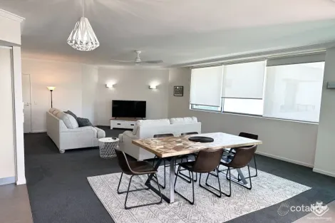 Property photo of 37I/20-28 Bayview Street Runaway Bay QLD 4216