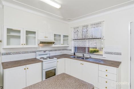 Property photo of 47 Collinson Street Tenambit NSW 2323