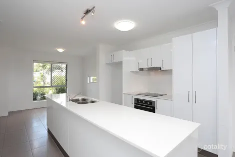 Property photo of 93/51 River Road Bundamba QLD 4304