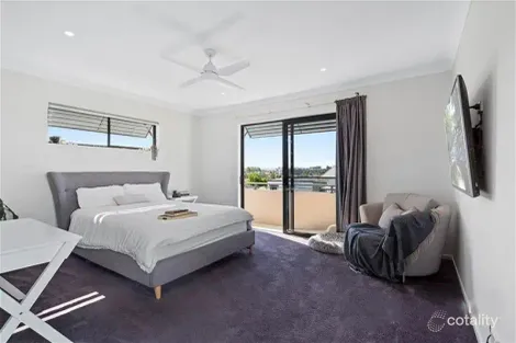 51/2 Acacia Ct, Robina, QLD 4226