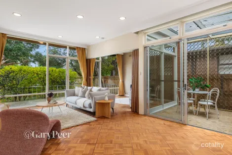 Property photo of 6 Labassa Grove Caulfield North VIC 3161