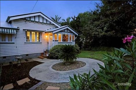 Property photo of 90 Jubilee Terrace Bardon QLD 4065