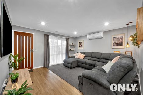 Property photo of 3 Godwin Crescent Cranbourne North VIC 3977