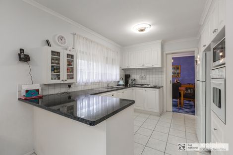 Property photo of 2 Argonaut Place Altona Meadows VIC 3028