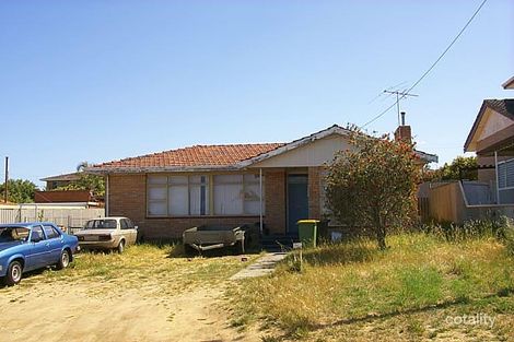 35 Sawle Rd, Hamilton Hill, WA 6163