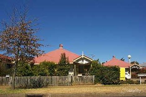 94 Taylor St, Newtown, QLD 4350