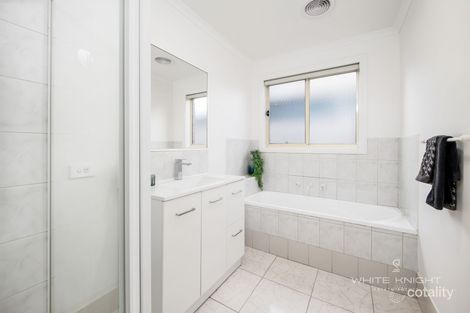 Property photo of 13 Settlers Way Cairnlea VIC 3023