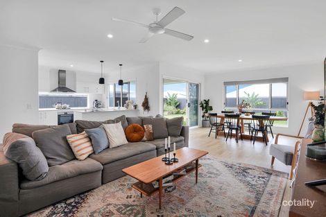 Property photo of 47 Meredith Crescent Baringa QLD 4551