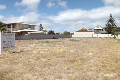 17 Desert Rd, Lancelin, WA 6044