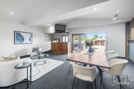 Property photo of 14 Frances Court Cranbourne VIC 3977