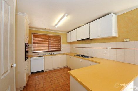 Property photo of 14 Tyntynder Close Berwick VIC 3806