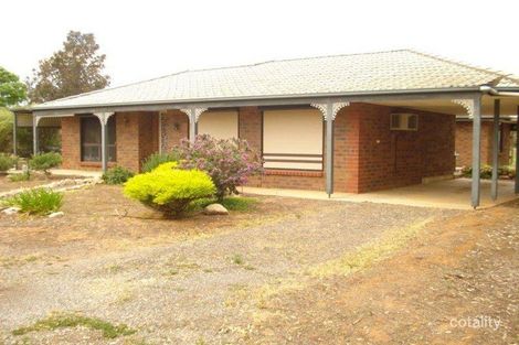 8 Margaret Rd, Lewiston, SA 5501