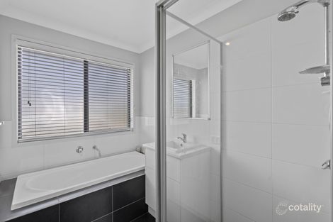 Property photo of 54 Nagle Crescent Hatton Vale QLD 4341