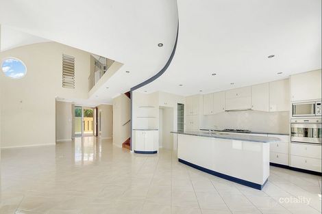 Property photo of 15 Bayside Way Rosslyn QLD 4703