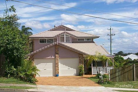 Property photo of 102 Alkoomie Street Wynnum QLD 4178