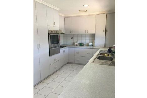 Property photo of 6 Tambo Court Werribee VIC 3030