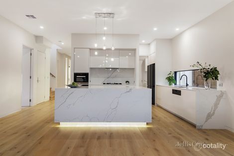 Property photo of 2/182 Lum Road Wheelers Hill VIC 3150