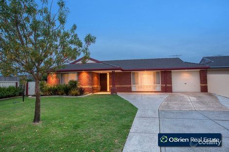 4 Chesterfield Dr, Narre Warren South, VIC 3805