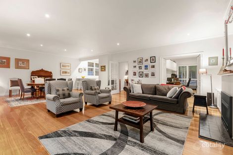 Property photo of 3 Selwyn Court Toorak VIC 3142