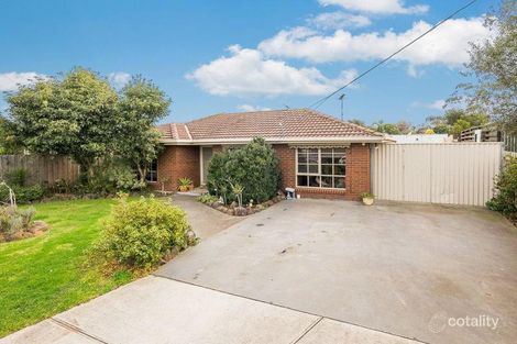 Property photo of 48 Mount Eagle Way Wyndham Vale VIC 3024