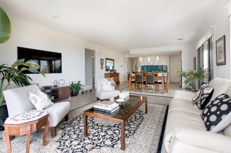 Property photo of 30 Waterview Drive Mount Martha VIC 3934