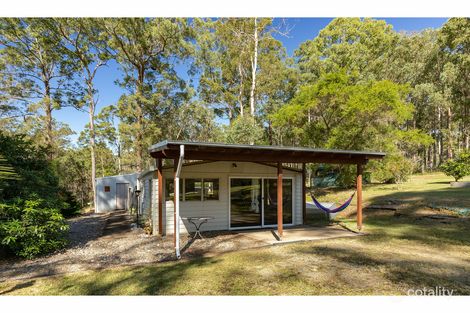 Property photo of 7 Rainbow Close Rainbow Flat NSW 2430