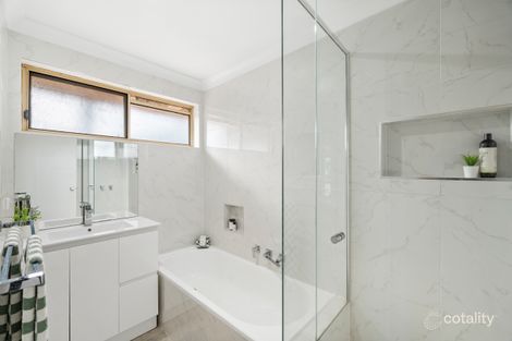 Property photo of 1 Morvan Court Ferntree Gully VIC 3156