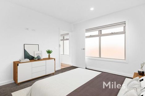 Property photo of 2/78 Porter Road Heidelberg Heights VIC 3081