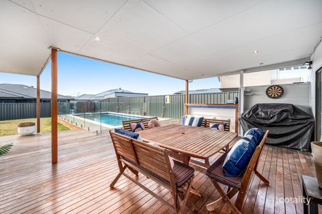 Property photo of 87 Dune Drive Fern Bay NSW 2295