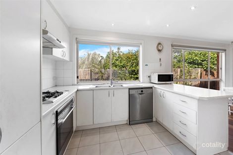 Property photo of 22 The Quadrangle Glen Waverley VIC 3150