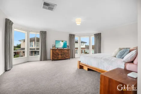 Property photo of 9 Bounty Way Berwick VIC 3806