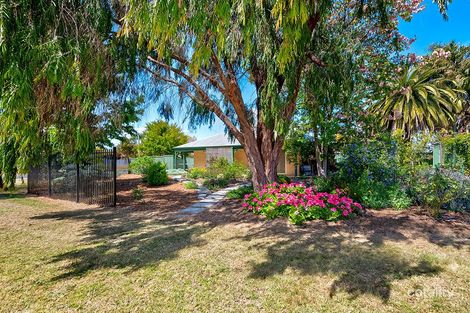 Property photo of 1 Wattle Bird Court Capel WA 6271
