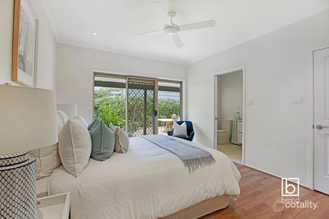 37 Pandora Pde, Noraville, NSW 2263