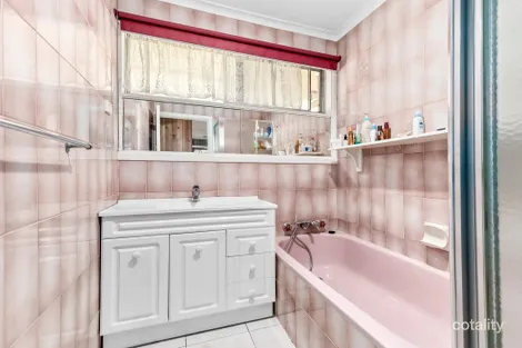 Property photo of 7 Lloyd Avenue Epping VIC 3076