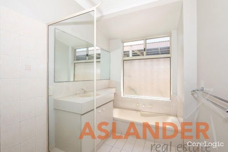 Property photo of 42 Honours Rise Marangaroo WA 6064