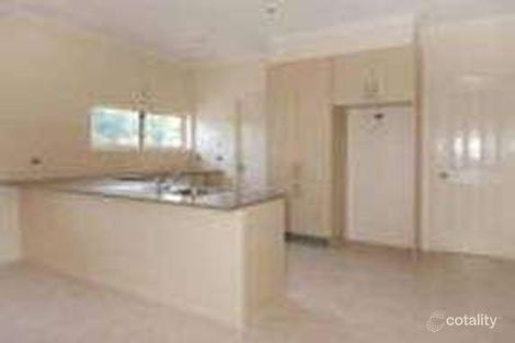 Property photo of 28 Ortolan Avenue Broadmeadows VIC 3047