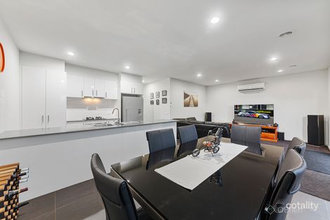 Property photo of 27 Denistoun Crescent Cranbourne VIC 3977