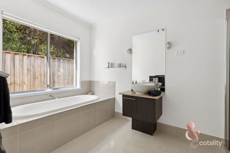 Property photo of 45 Dunraven Crescent Doreen VIC 3754