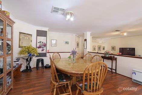 Property photo of 2 Waterside Retreat Wilson WA 6107