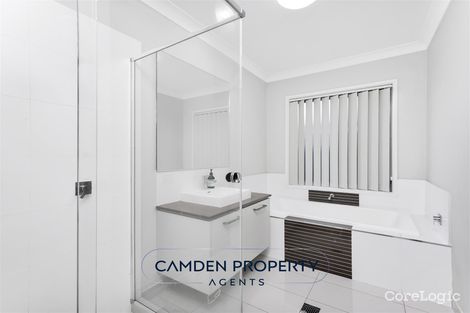 Property photo of 9 Kirby Way Oran Park NSW 2570